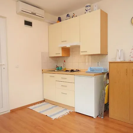 8970b Διαμέρισμα